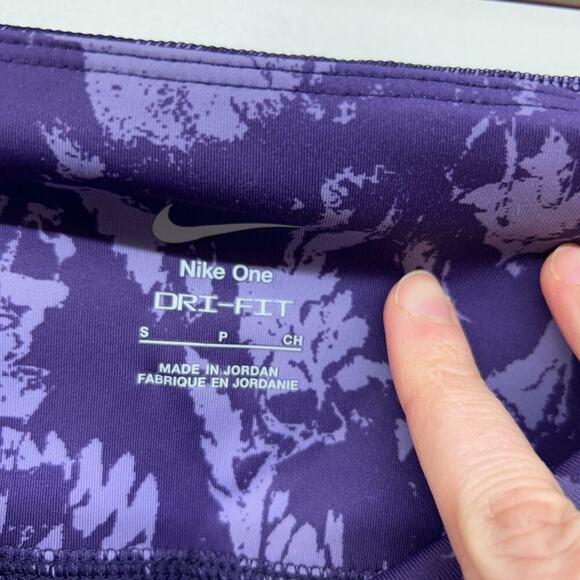 Nike Purple High Waist High Rise Leggings Activewear Workout Athleisure Small - Picture 6 of 6